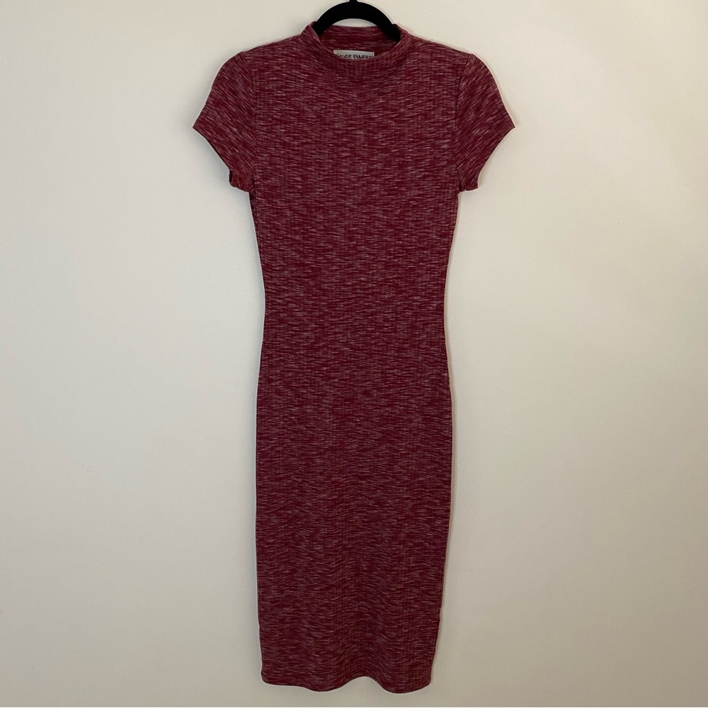 Almost Famous Long Short Sleeve Size Medium Dress